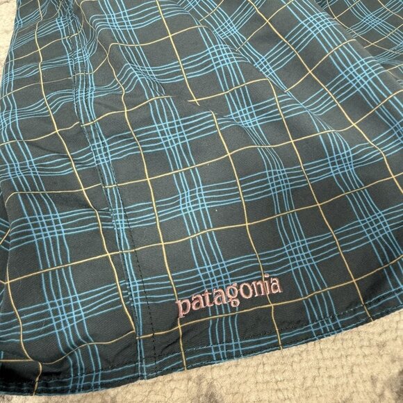 Vintage Patagonia Checkered Shorts - Picture 3 of 5